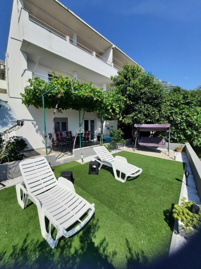 Apartment A&J Makarska Buitenkant foto
