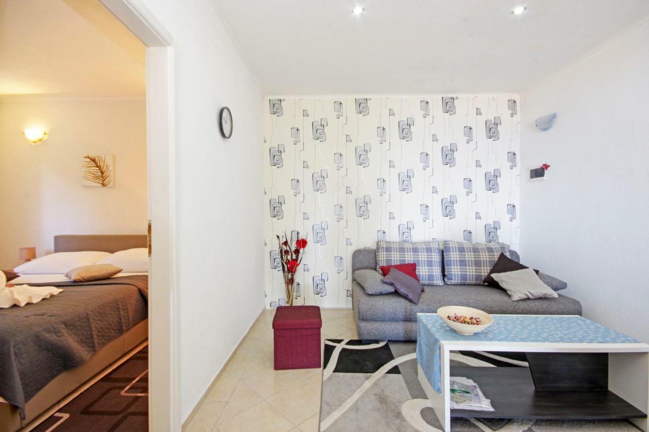 Apartment A&J Makarska Buitenkant foto